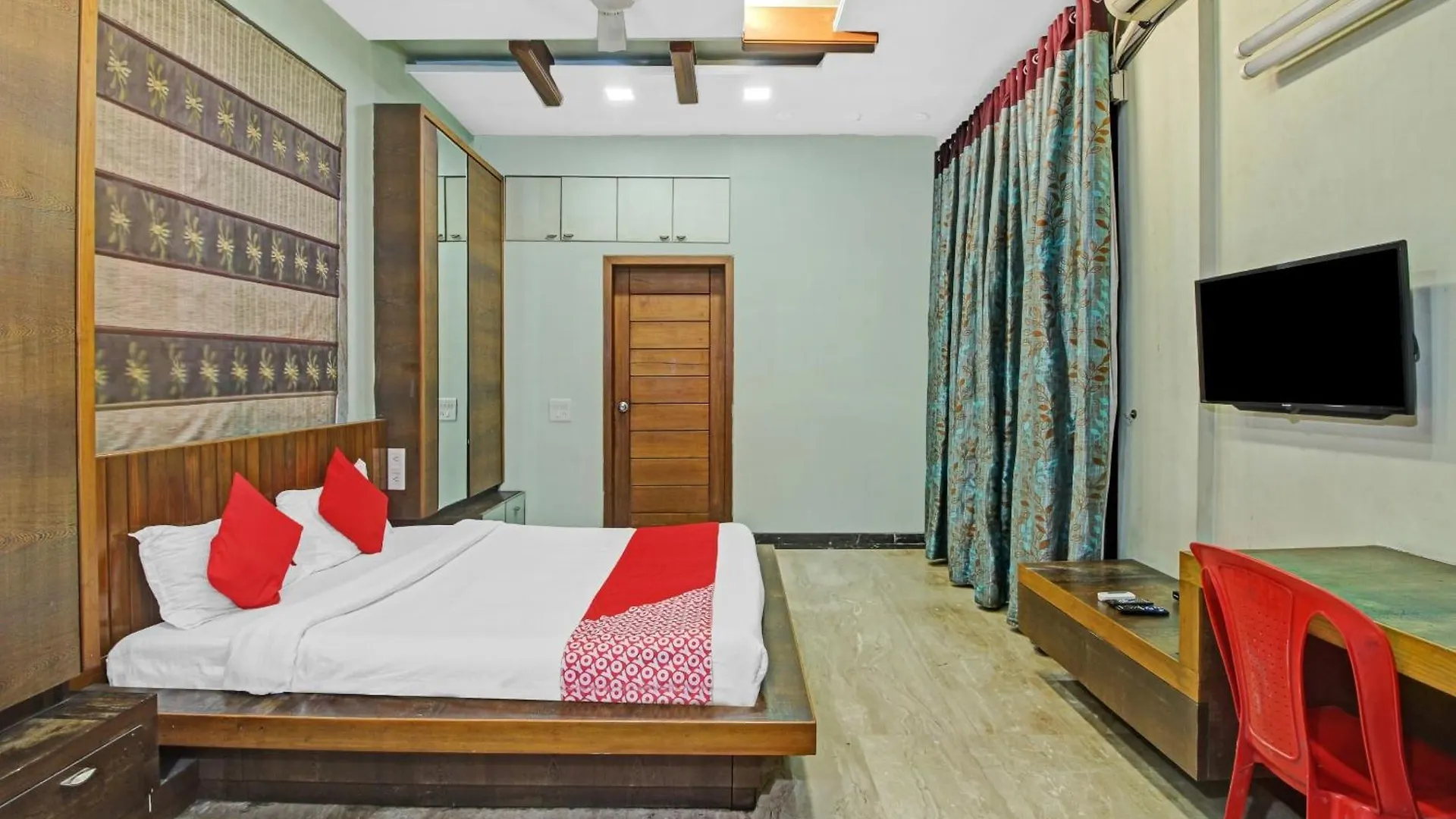 Oyo Flagship Tara Holiday Homes Stay Váránasí 4*,  Indie