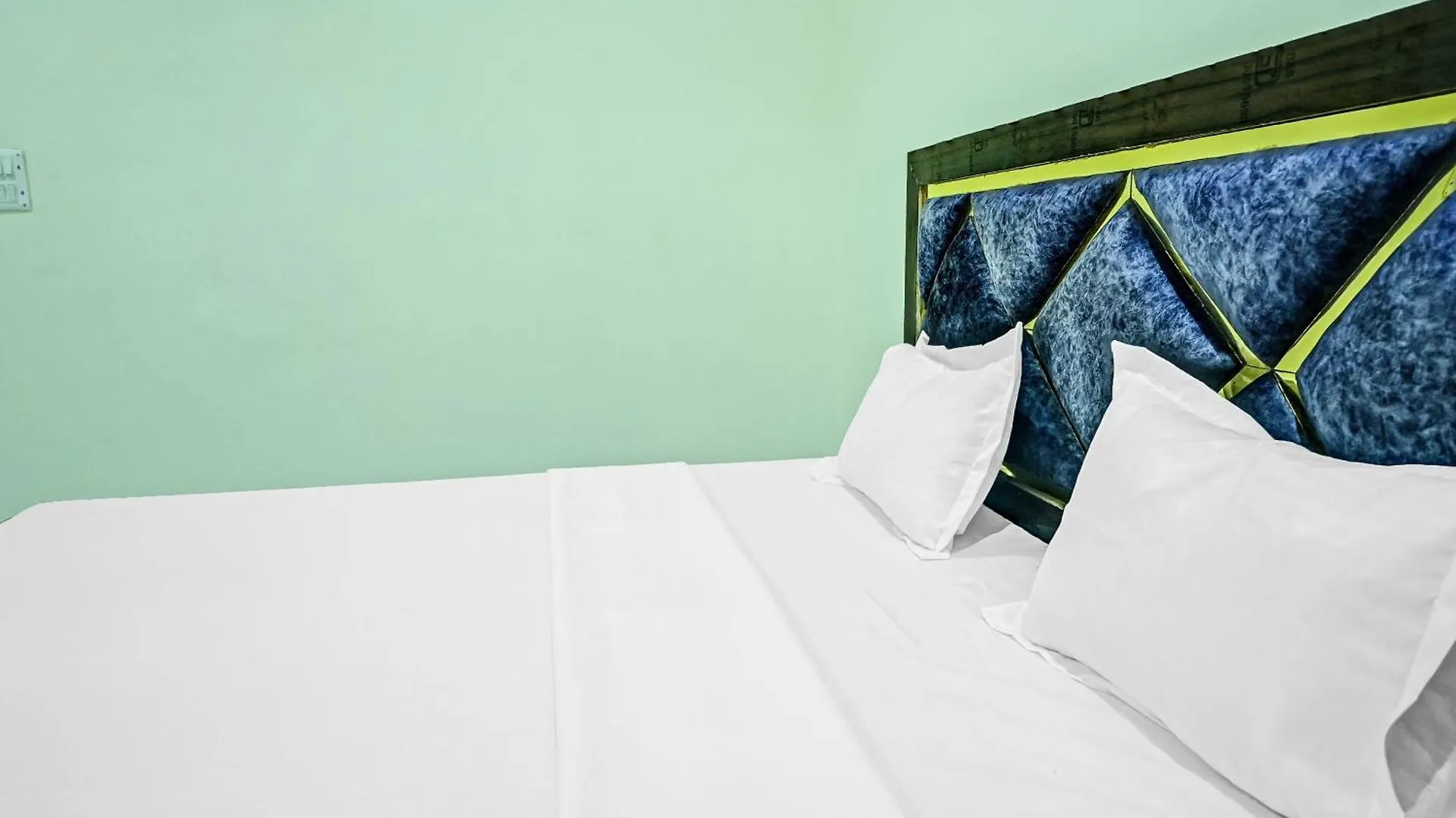 Oyo Flagship Tara Holiday Homes Stay Varanasi Hotel